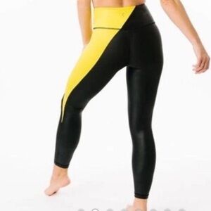 Zyia Light n Tight Yellow and Black Leggings